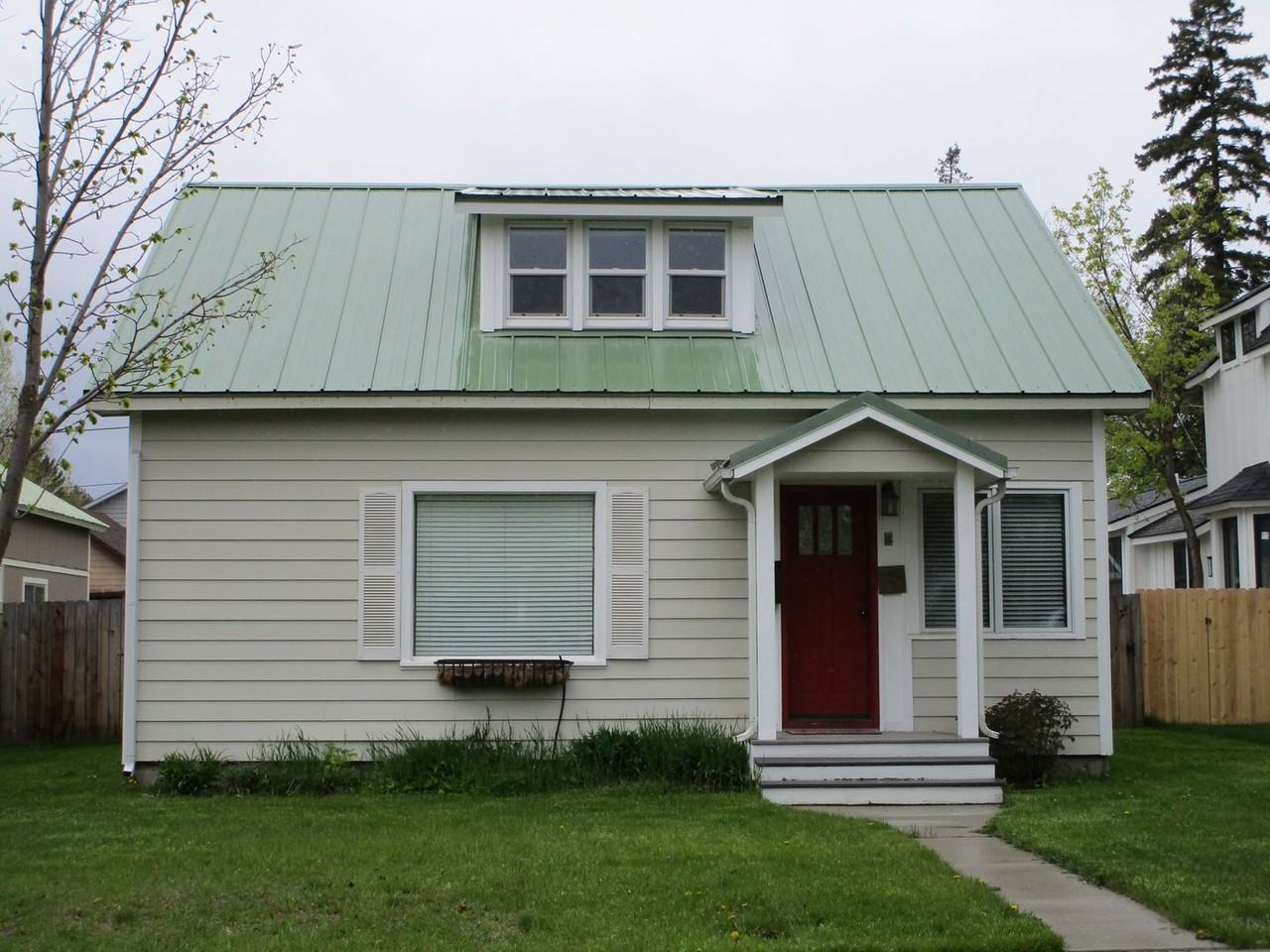 326 Lupfer Ave