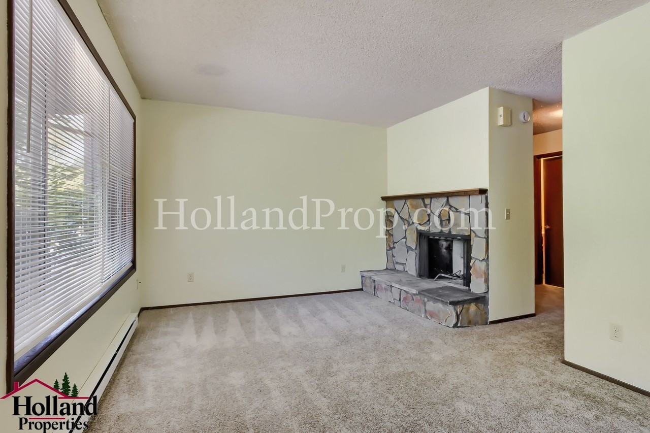 4500 Sw 103rd Ave #1 - Photo 3 of 10