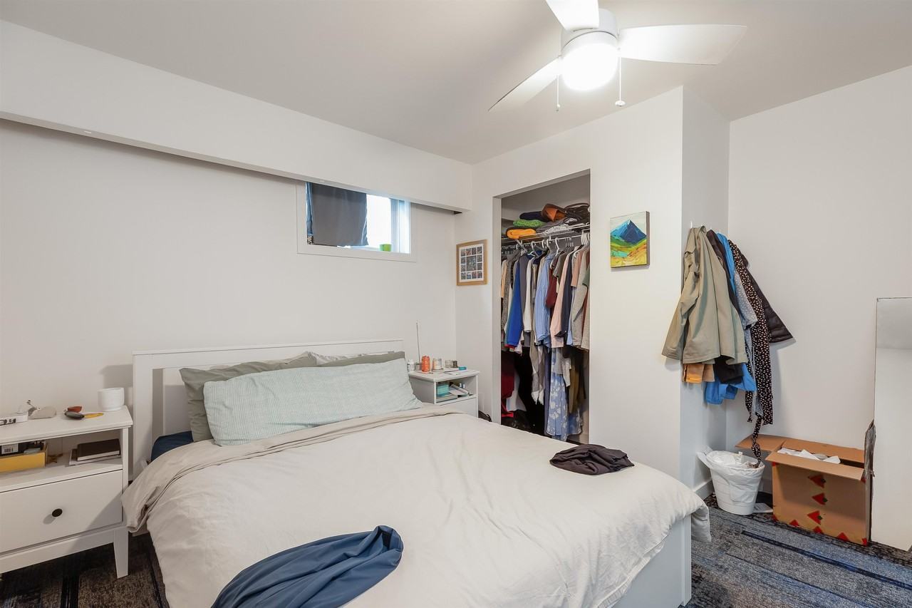 6478 Broadway - Photo 2