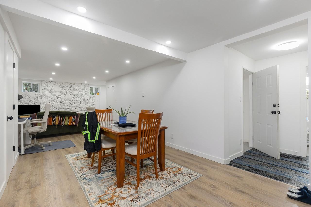 6478 Broadway - Photo 5