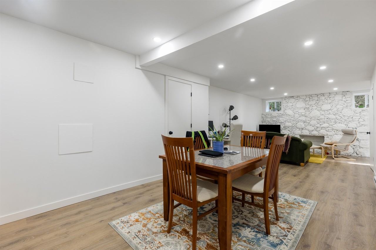6478 Broadway - Photo 7
