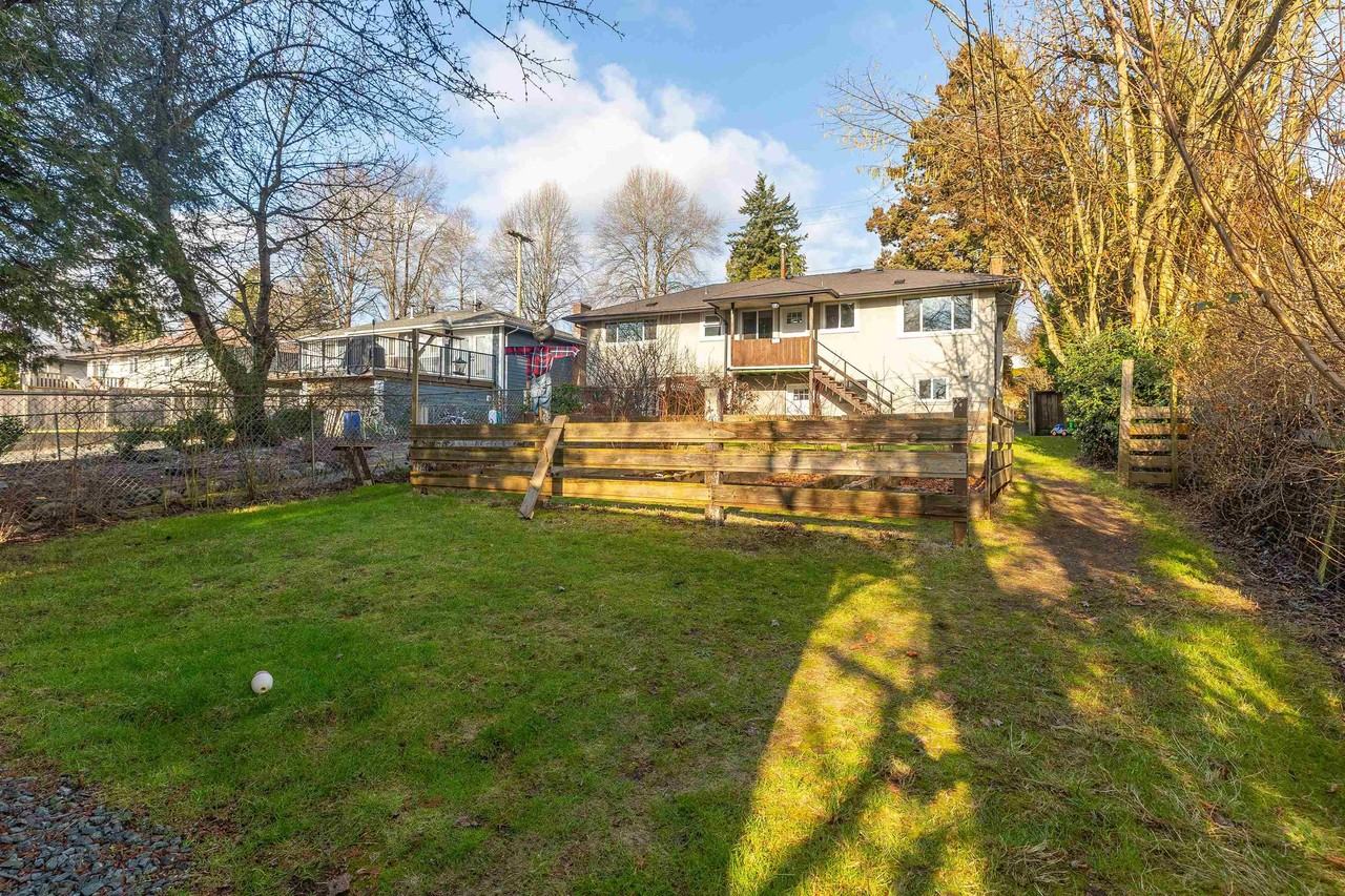 6478 Broadway - Photo 15