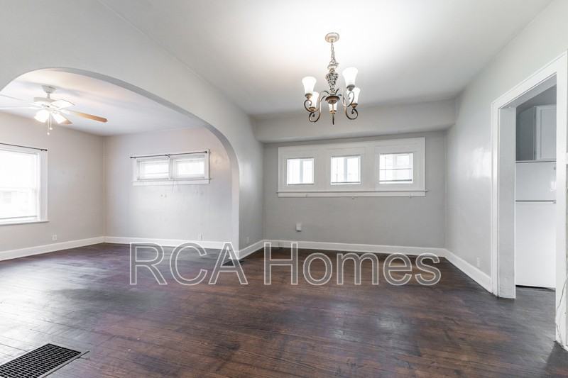 1619 E Tabor St - Photo 3 of 12