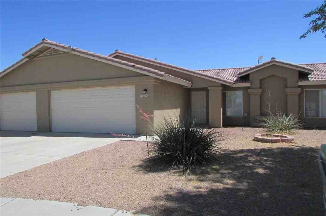 2402 E Prickly Pear Dr - Photo 2 of 17