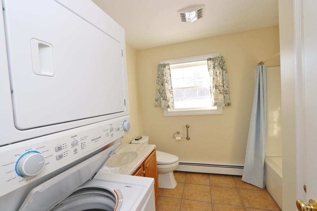 94 Streamside Ln #31 - Photo 7 of 12
