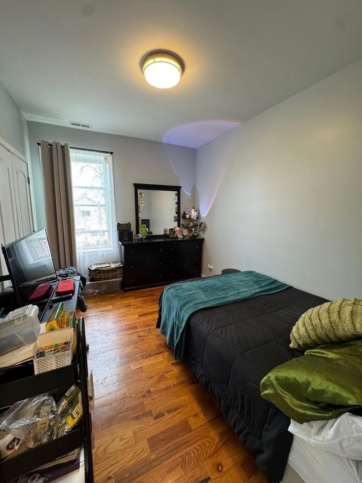 1148 N Keeler Ave #1E - Photo 5 of 9