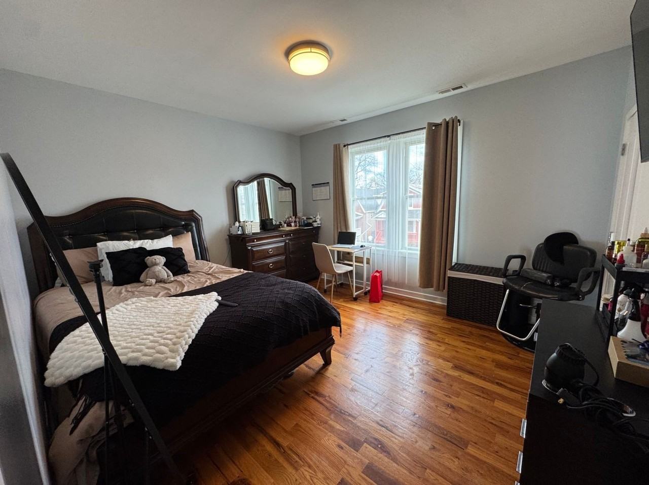 1148 N Keeler Ave #1E - Photo 6 of 9