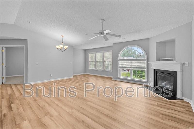 6113 Hedgecock Cir #3D - Photo 4 of 30