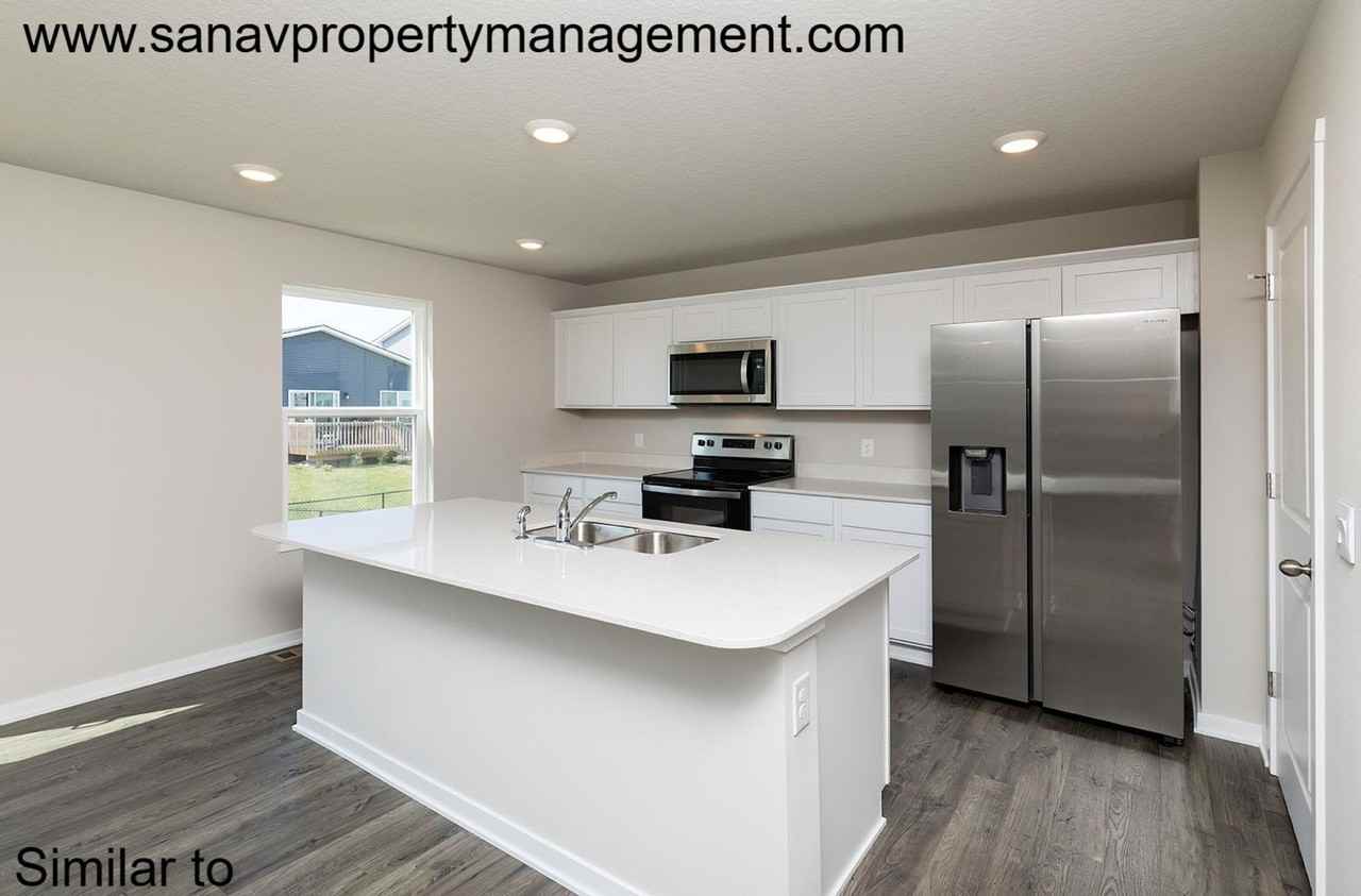 515 Elizabeth Ln Nw - Photo 2 of 28