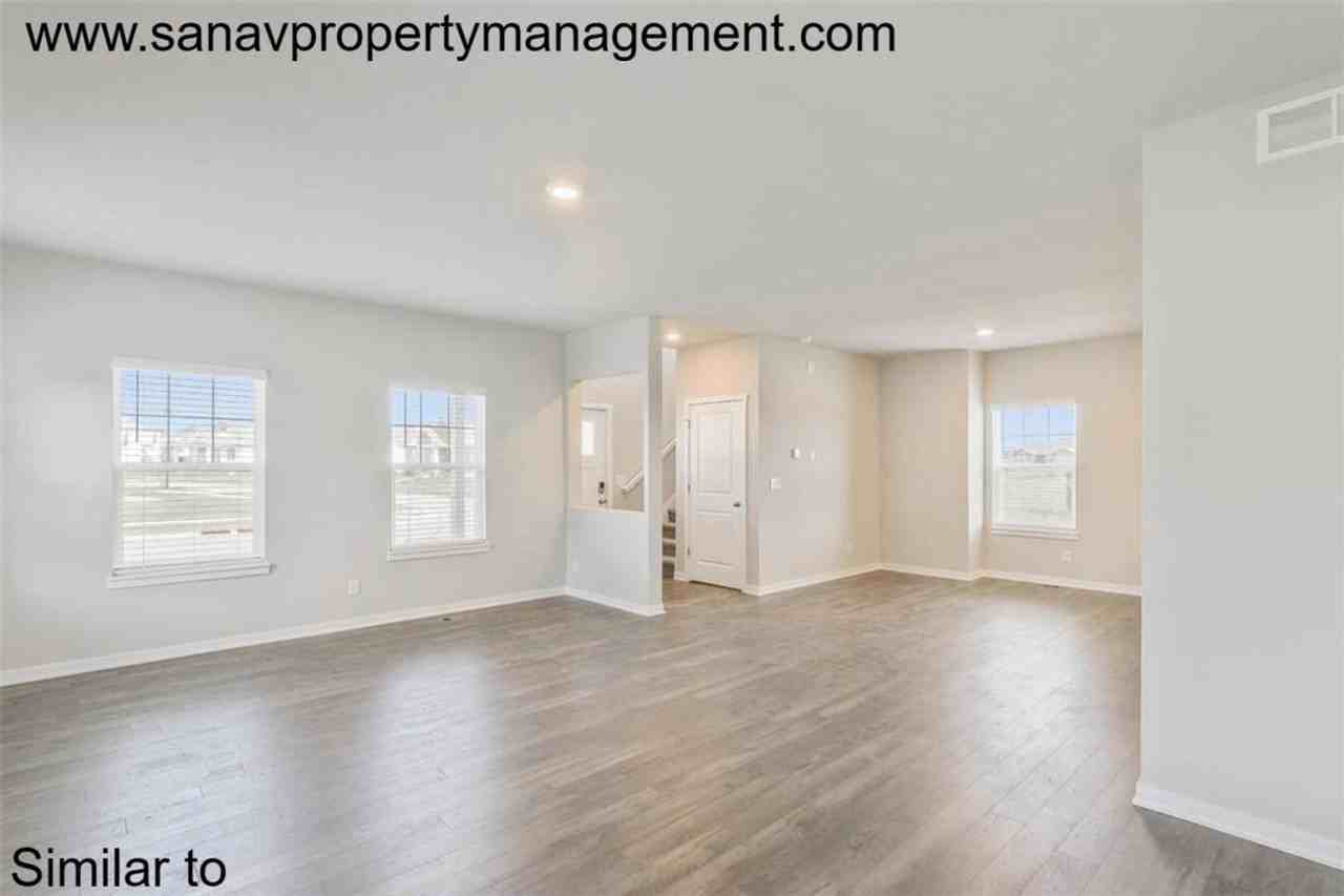 2416 Sw Plaza Pkwy - Photo 7 of 15