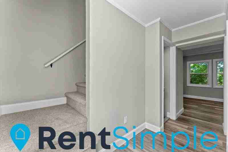 1850 Picadilly Cir - Photo 2 of 43