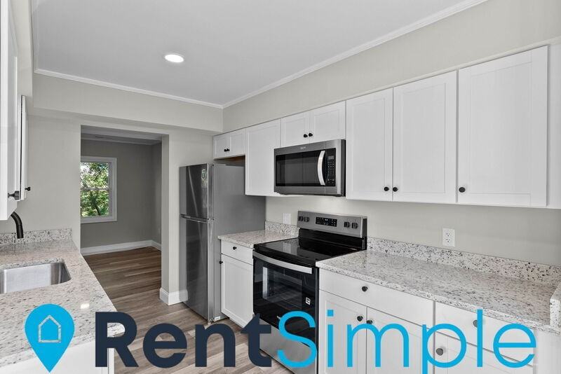 1850 Picadilly Cir - Photo 6 of 43