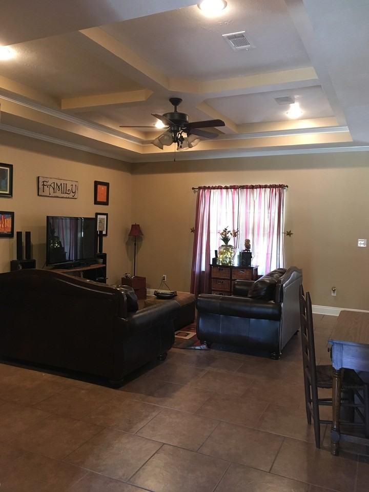 235 Golden Lantern Rd - Photo 2 of 9
