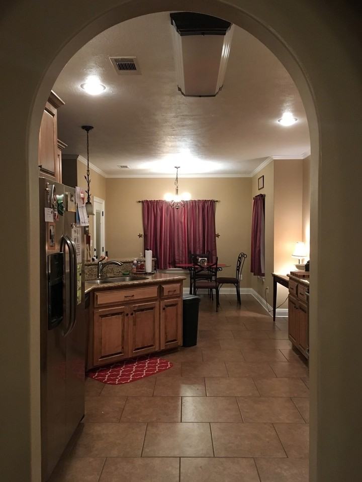 235 Golden Lantern Rd - Photo 3 of 9