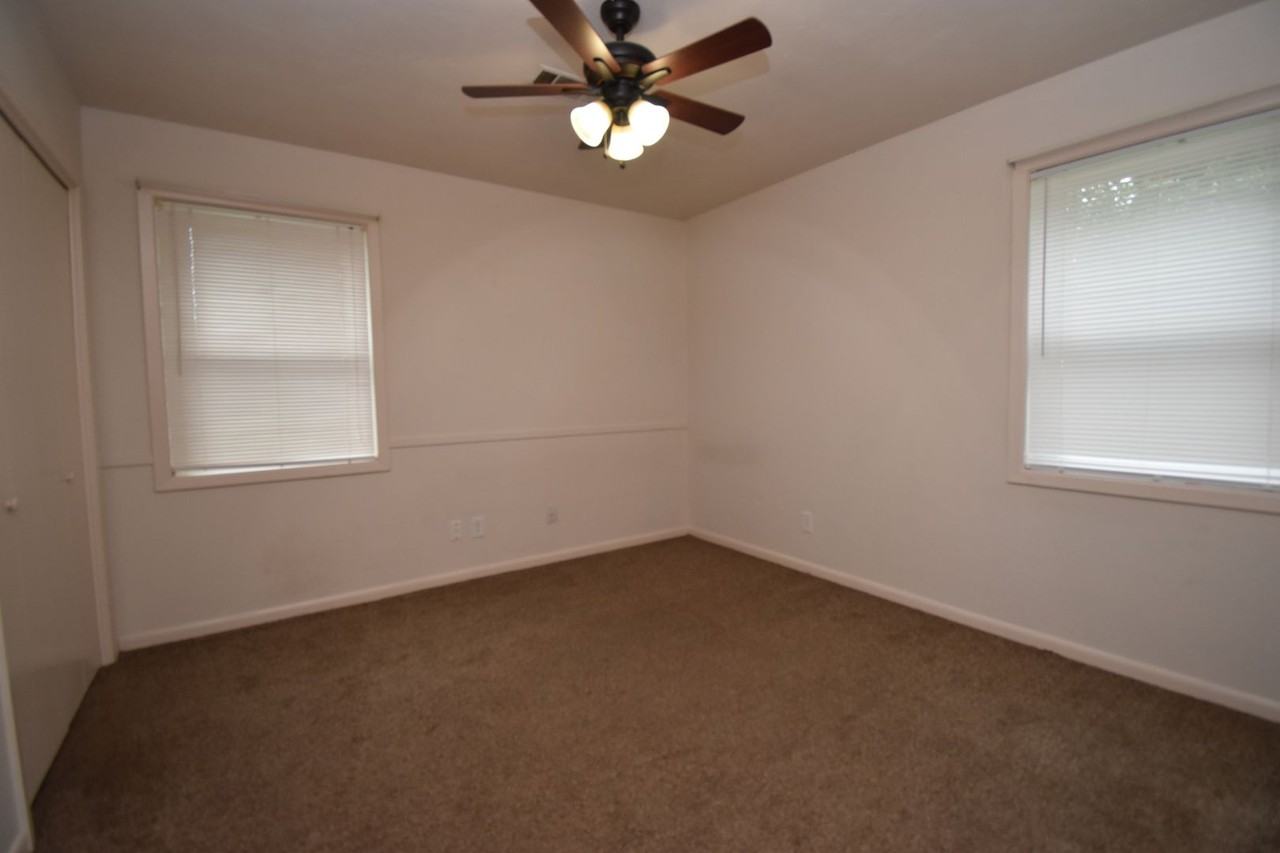1707 Greer Dr - Photo 5 of 18