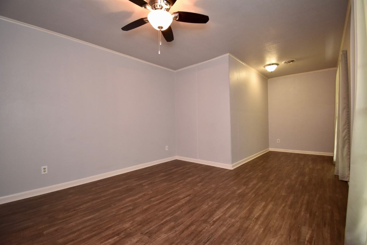 2603 Cypress Springs Ave - Photo 2 of 25