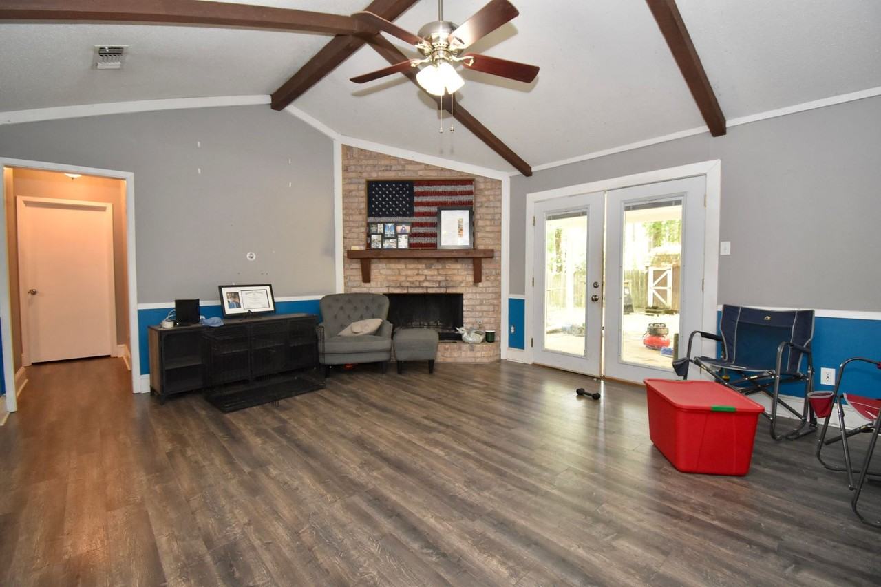 3507 Evelyn Cir - Photo 3 of 17