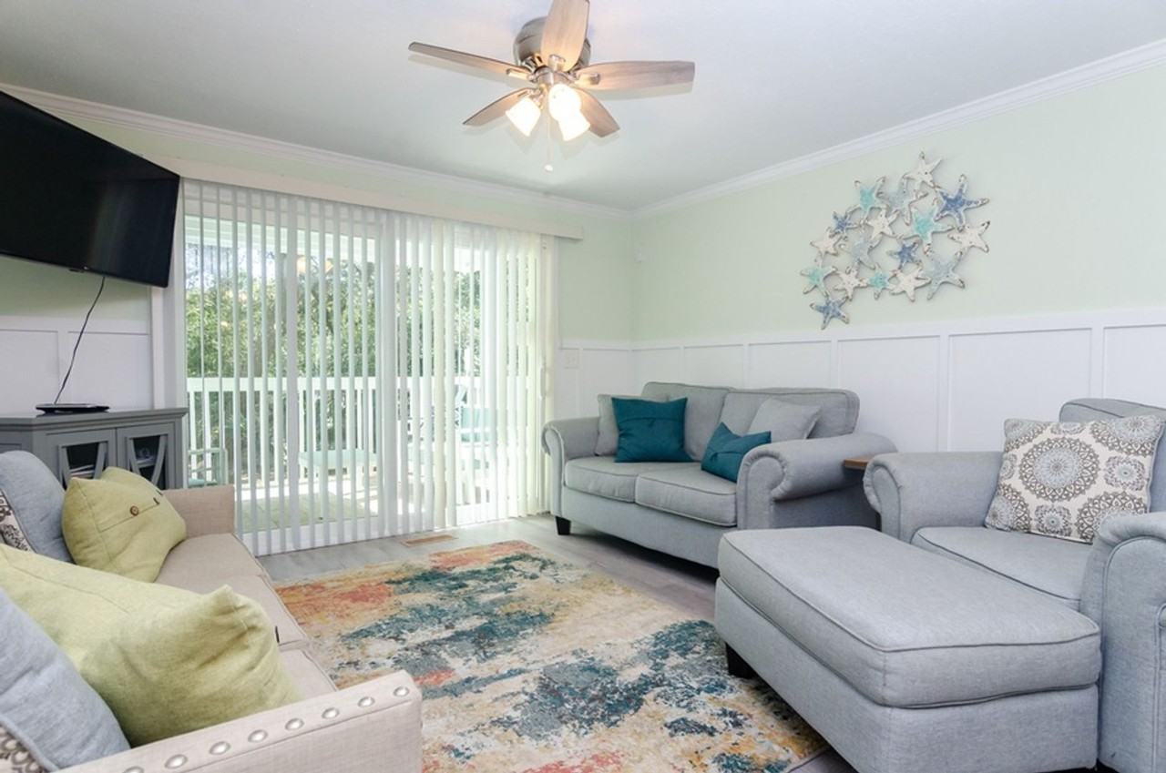 2302A Surfrider Cir - Photo 5 of 50