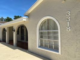 featured image of 3318 W Walnut St