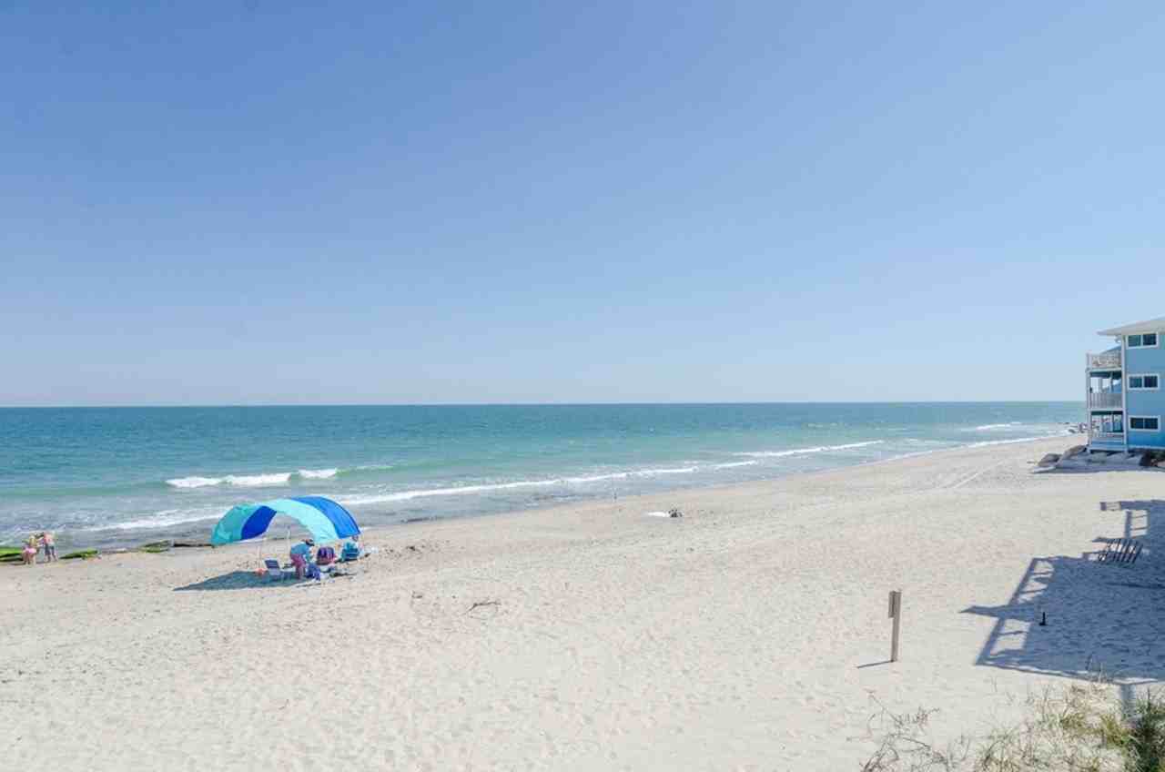 2110 Surfrider Ct - Photo 2 of 50