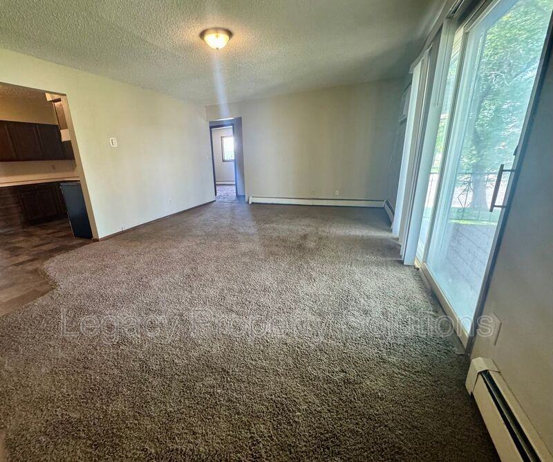 305 W Bismarck Expy N #1 - Photo 4 of 7