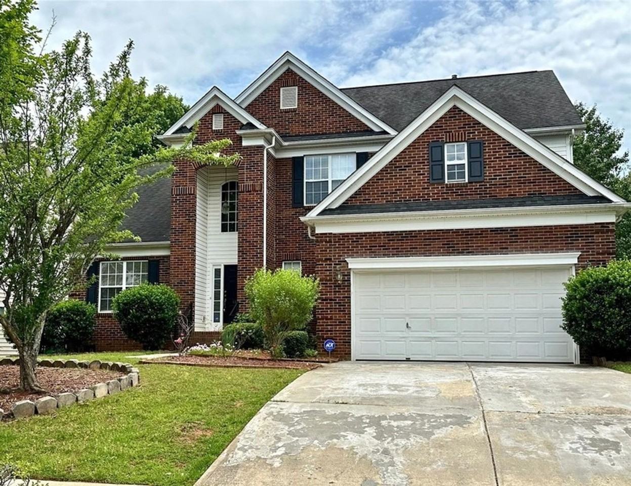 11531 Mcginns Trace Ct - Photo 2 of 24