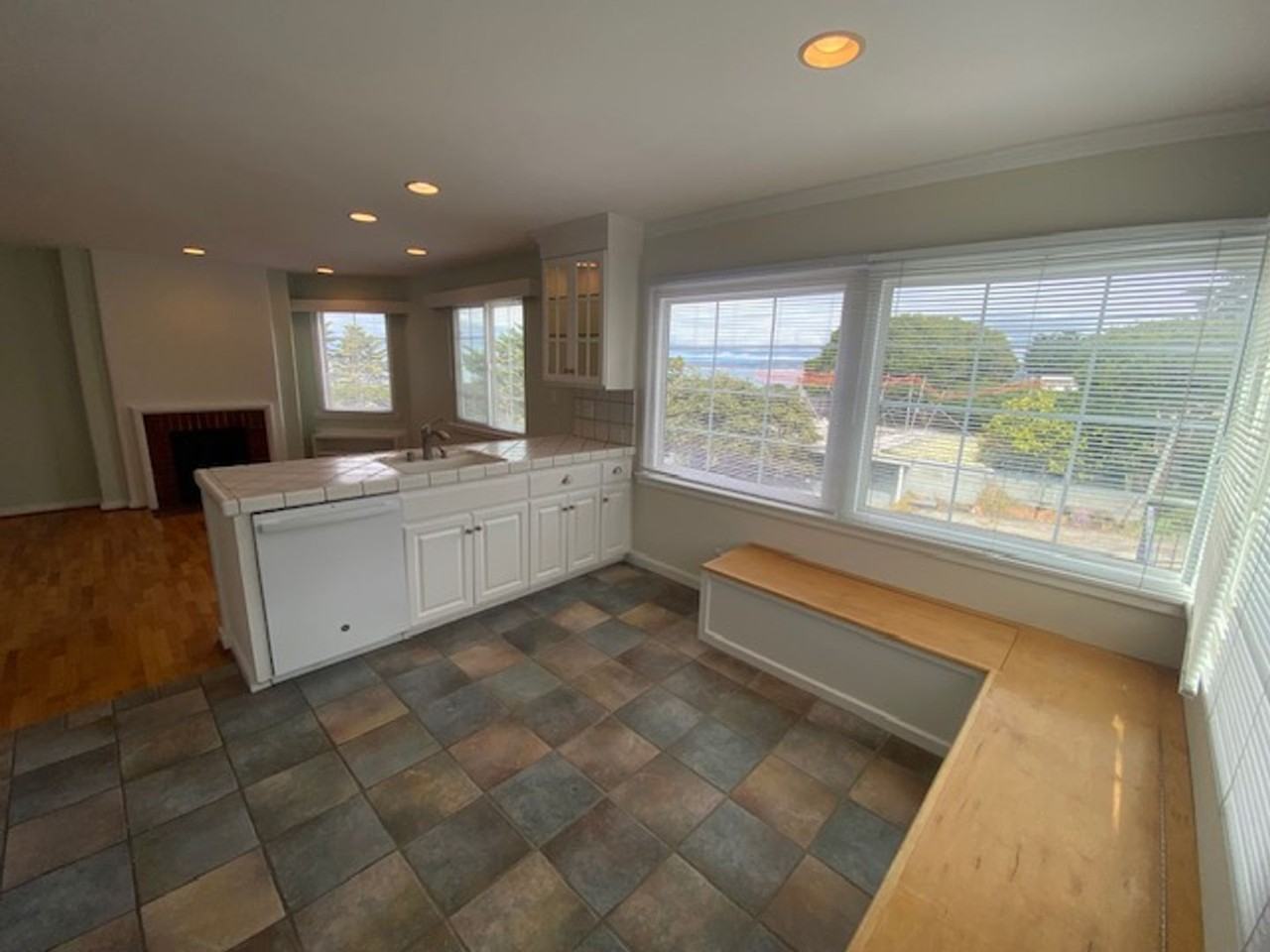 204 5th St - Photo 5 of 18