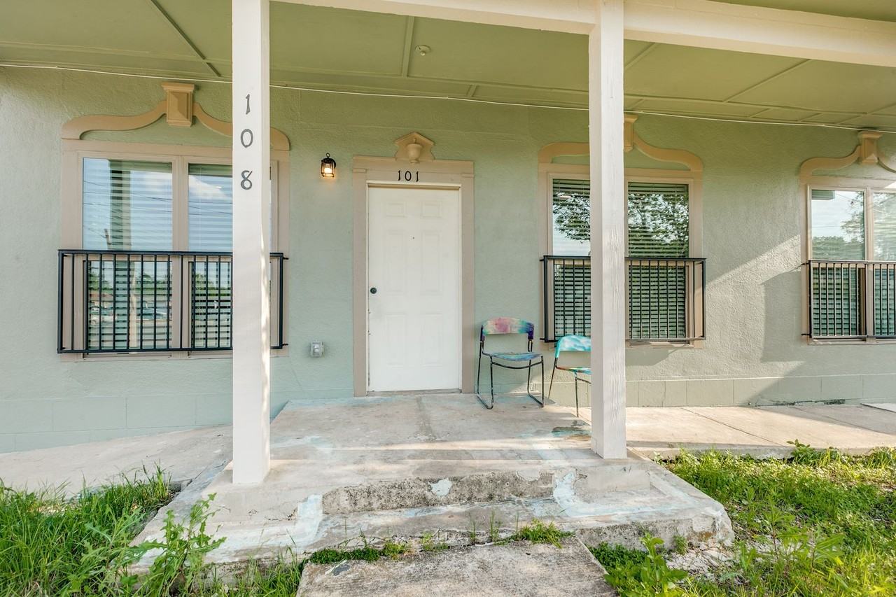 108 Beatrice Ave #101 - Photo 3 of 14