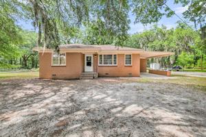 featured image of 4361 Royal Harbor Rd