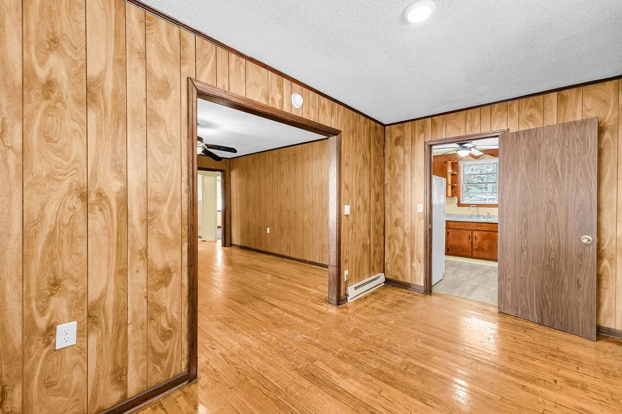 4361 Royal Harbor Rd - Photo 5 of 24