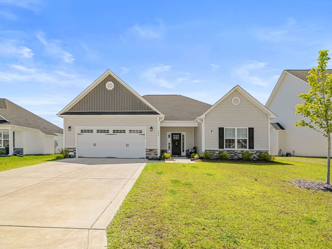 306 Windmill Light Way - Photo 2 of 46