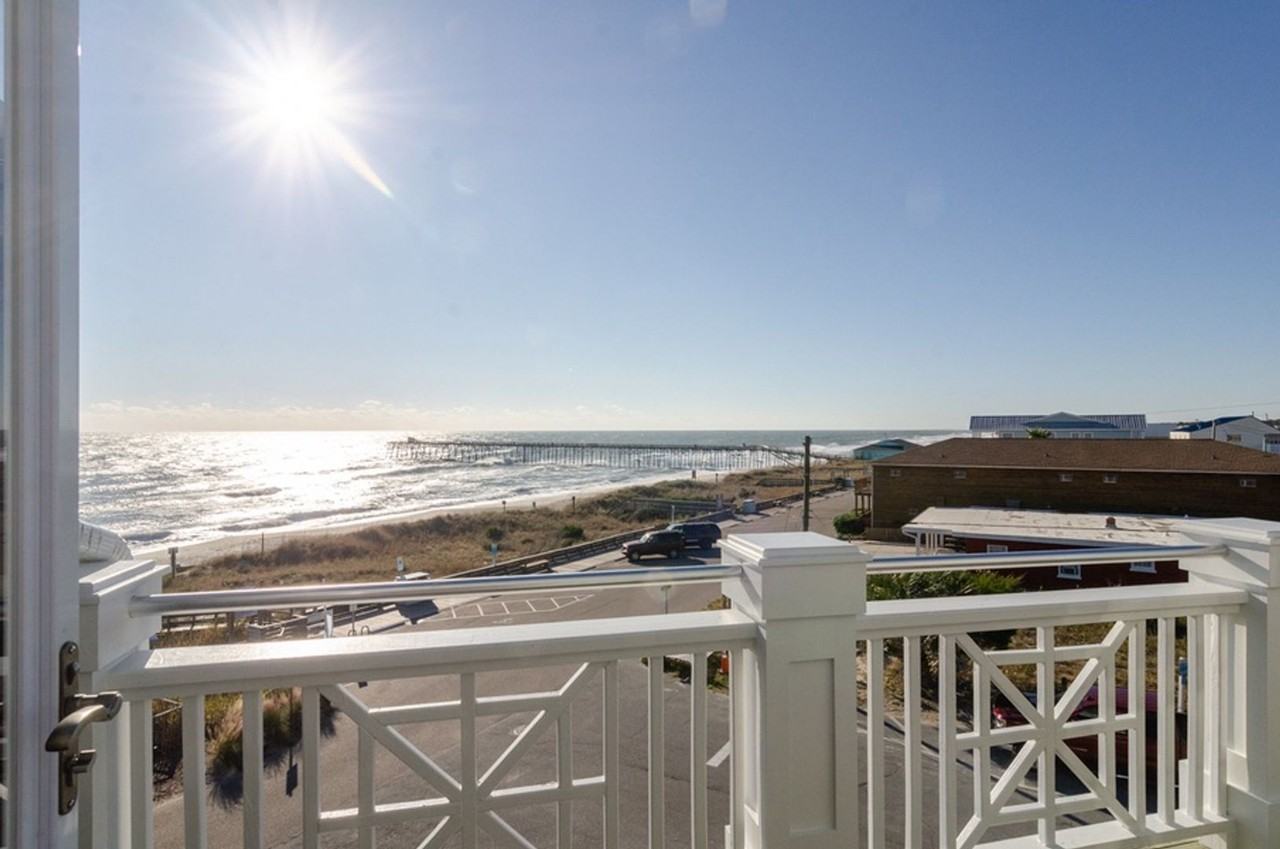 202 Fort Fisher Blvd N #5 - Photo 2 of 50