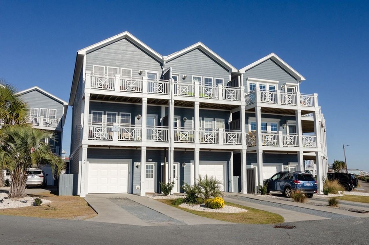 202 Fort Fisher Blvd N #5 - Photo 4 of 50