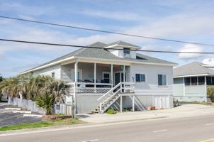 featured image of 109 Fort Fisher Blvd N #A
