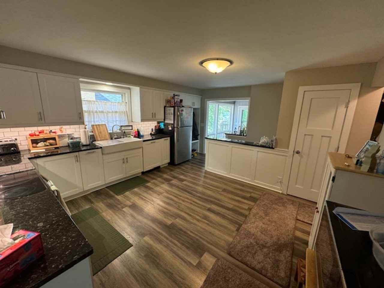 3325 Beard Ave N - Photo 3 of 34