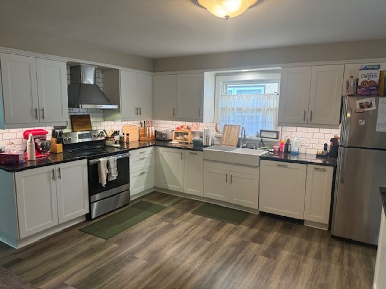 3325 Beard Ave N - Photo 5 of 34