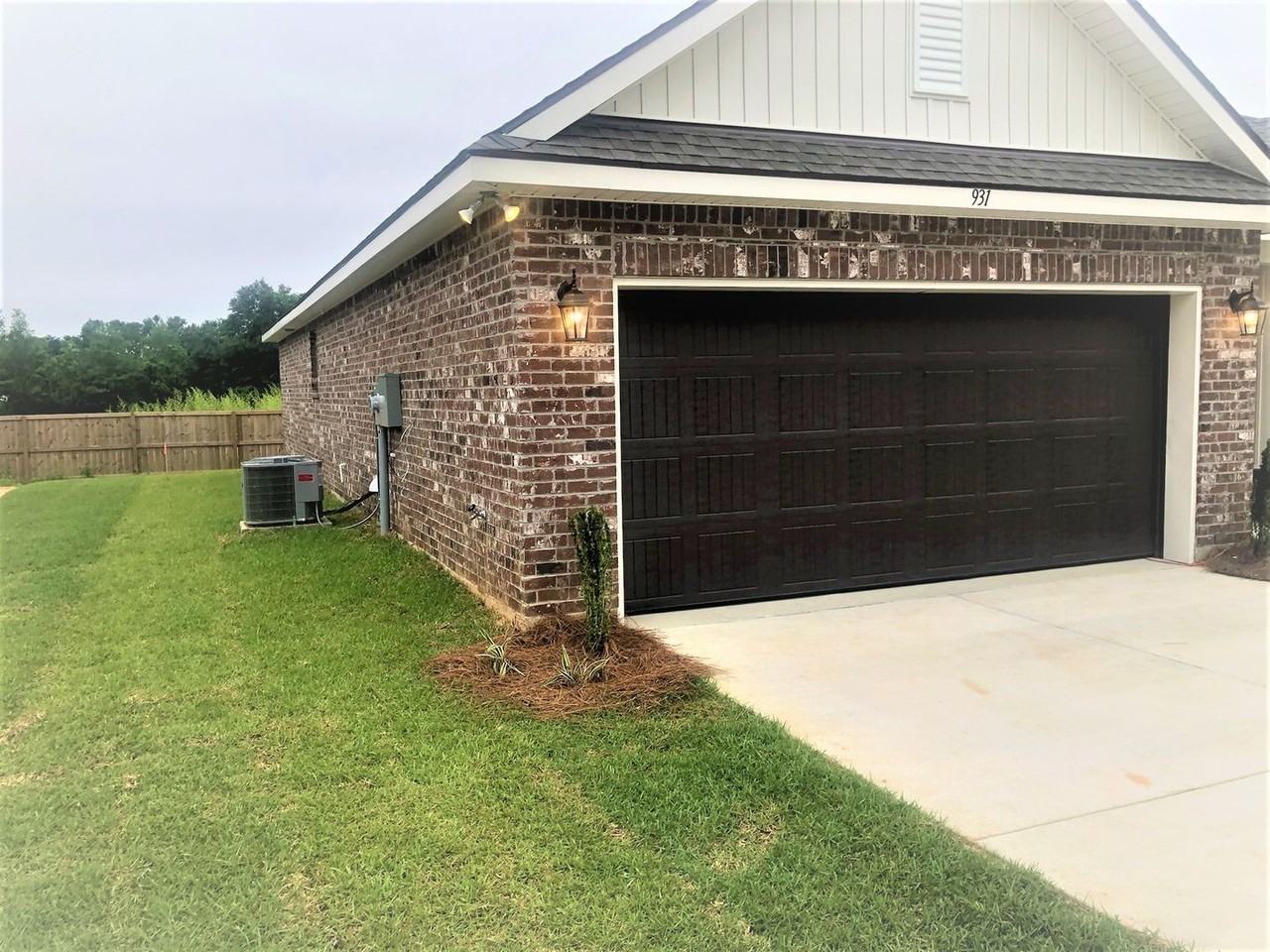 931 Gibson Ct - Photo 7 of 36