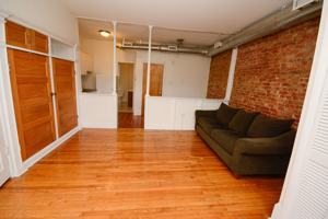 featured image of 4402 Chestnut St