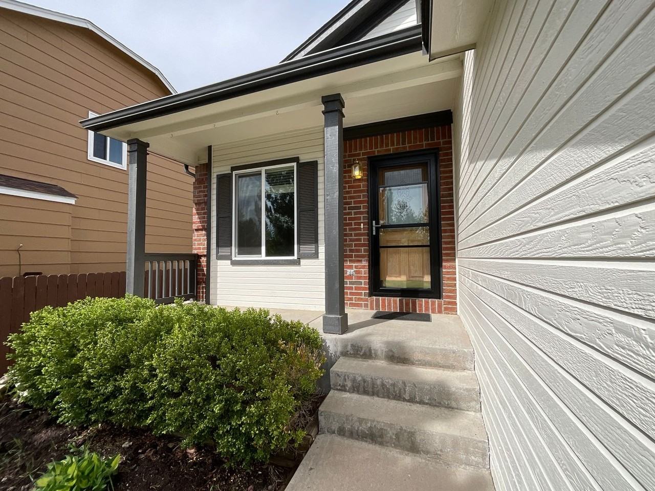 9180 Red Columbine Dr - Photo 4 of 34
