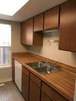 811 W 2nd St - Photo 1 of 1