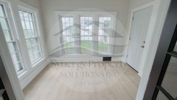 featured image of 250 Rae Ave