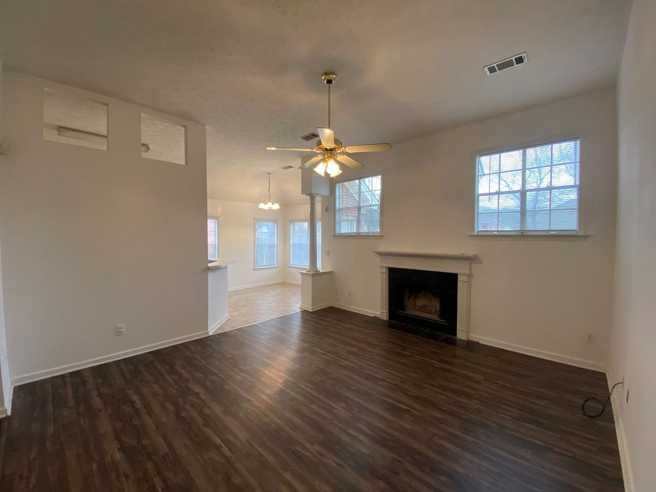 7936 Copperfield Dr - Photo 5 of 23