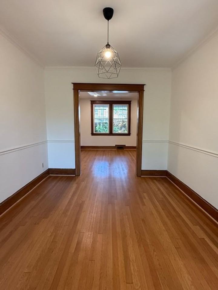 2423 39th Pl Nw ##Nw - Photo 6 of 37