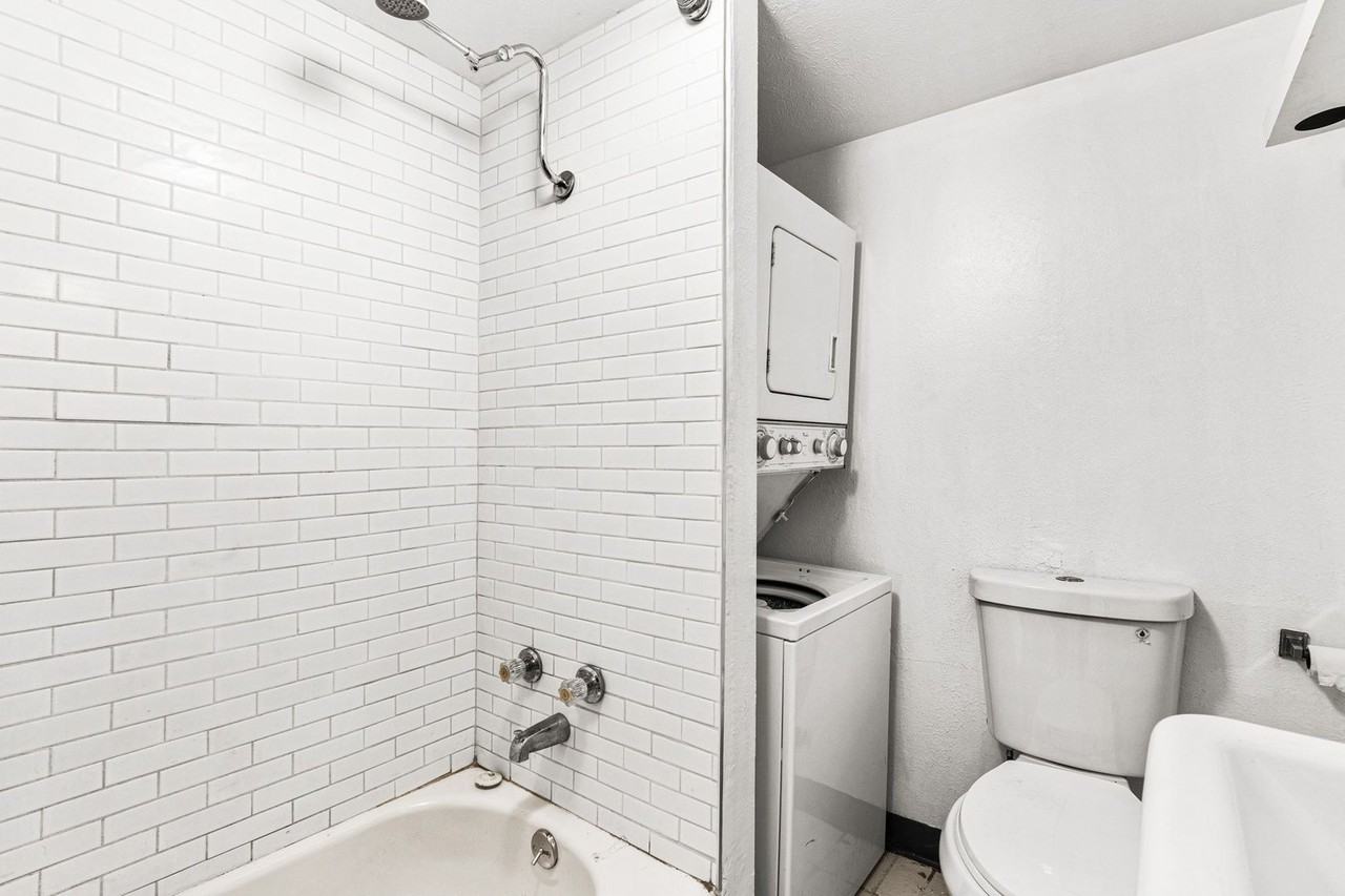 5509 1/2 W 26th Ave - Photo 6 of 9