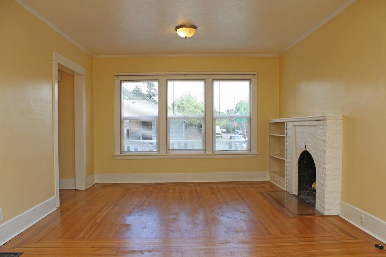 2257 Se 43rd Ave - Photo 4 of 30