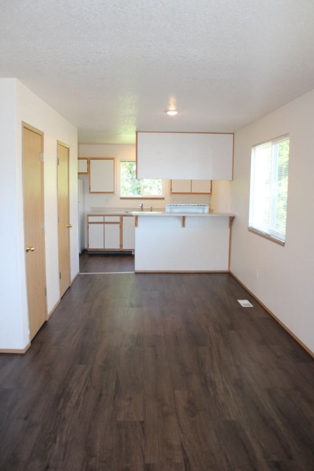 52613 Nw 4th St - Photo 4 of 19