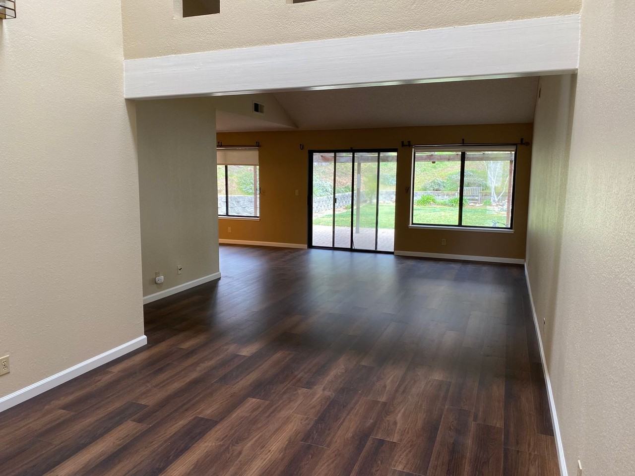 838 Dorset Way - Photo 2 of 7