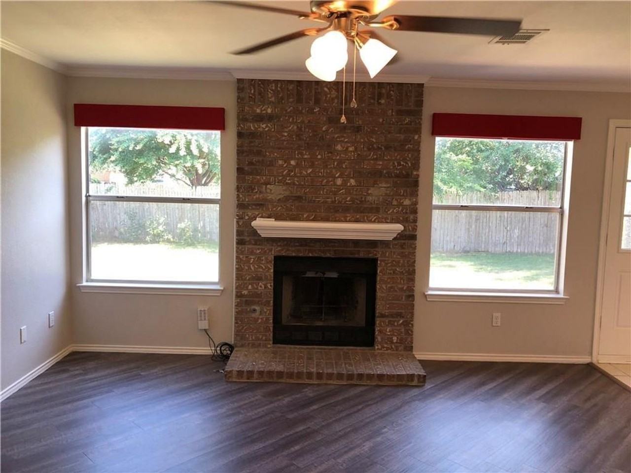 13200 Amasia Dr - Photo 7 of 32