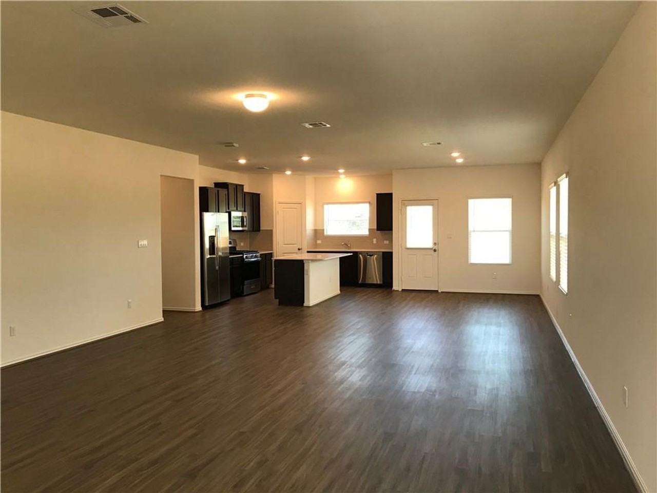 720 Mallow Rd - Photo 5 of 22