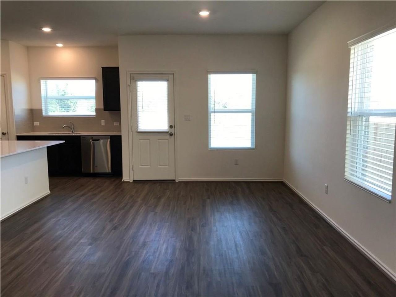720 Mallow Rd - Photo 6 of 22